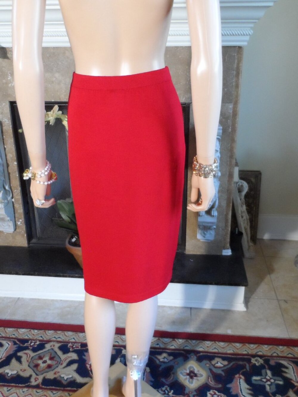 New St. John Collection Red Santana Knit Skirt Suit Black Trim Sizes 4/6 - Picture 9 of 16